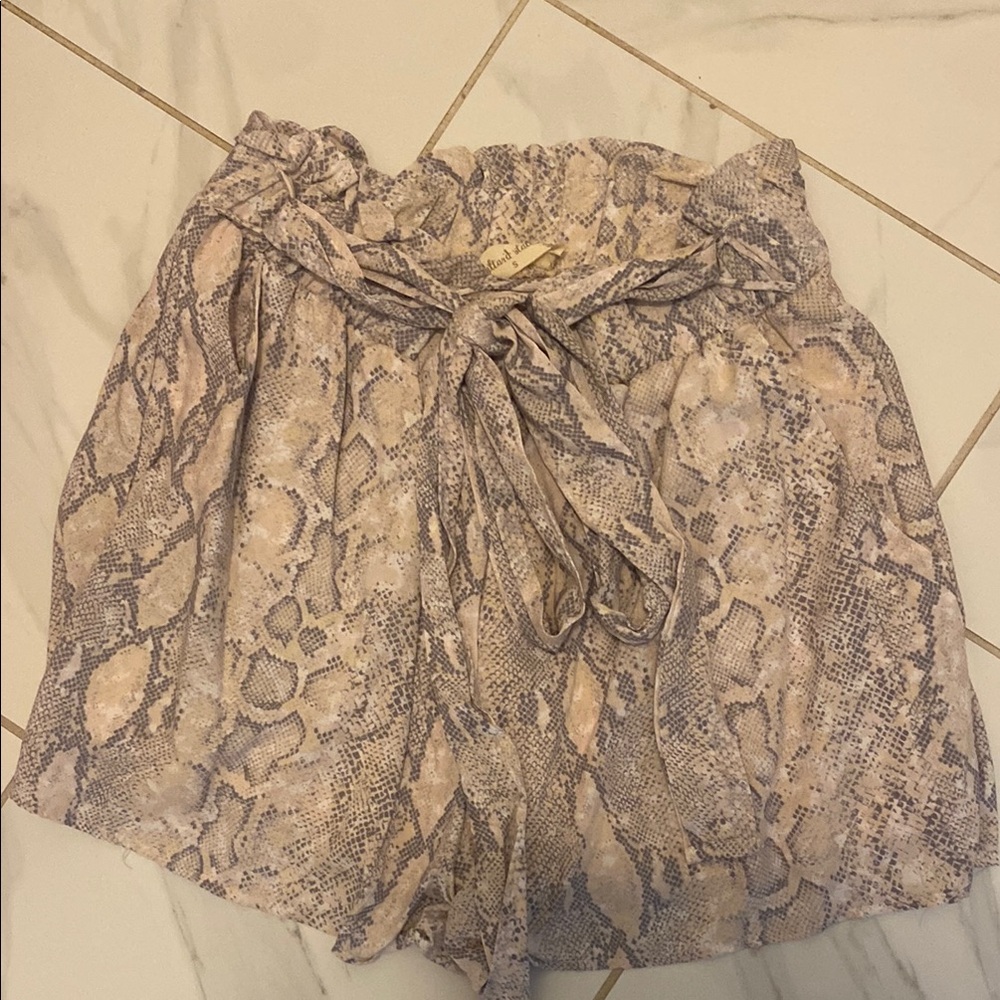 Women's Snake Print Shorts Size Small With Adjustable Bow Tie Belt Front